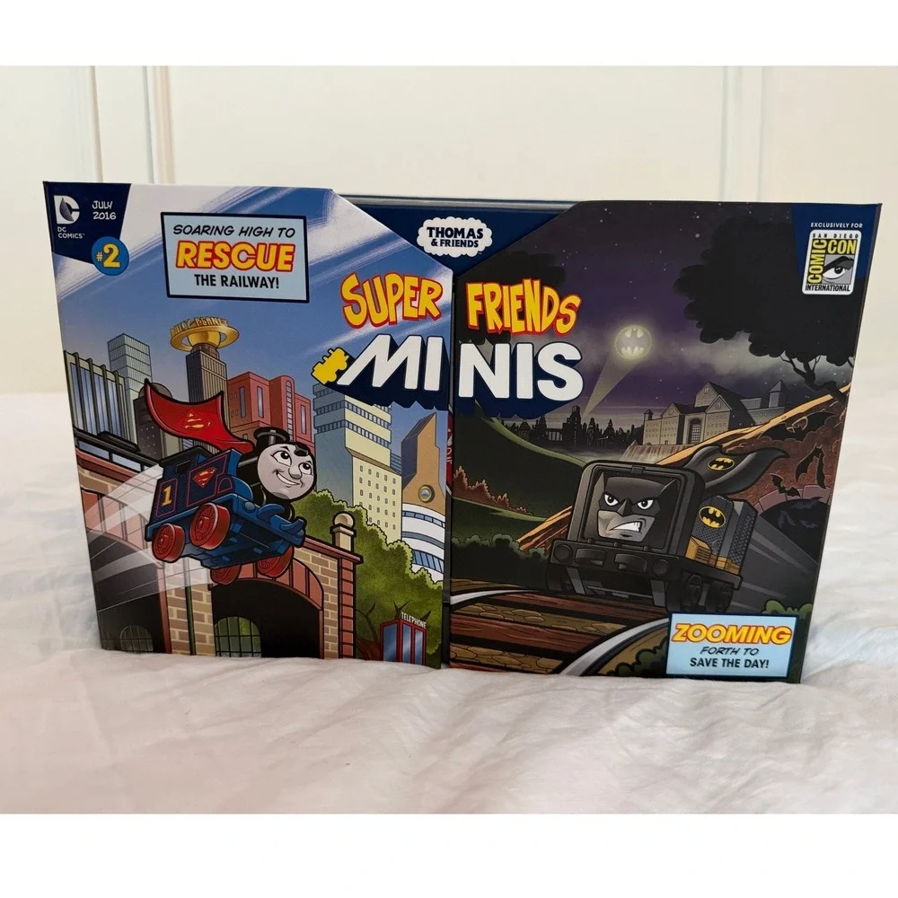 Thomas & Friends MINIS DC Super Friends SDCC Exclusive Superman Batman Set